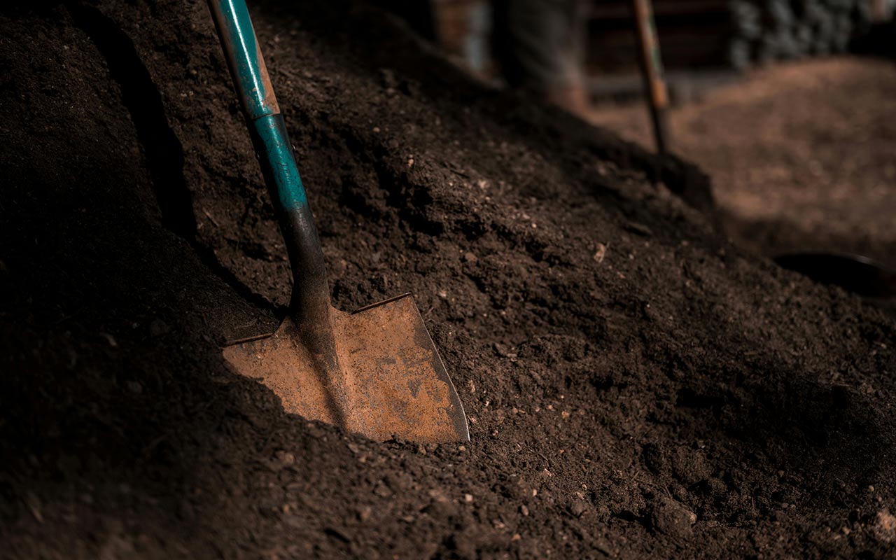 associer récupération d'eau de pluie et compostage au jardin